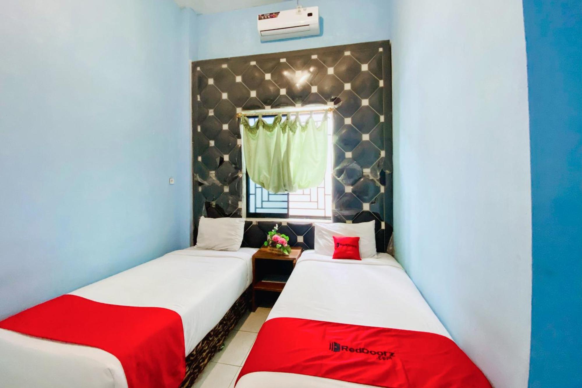 Reddoorz At Star Hill Inn Syariah Tebing Tinggi Rantau Laban Exterior foto