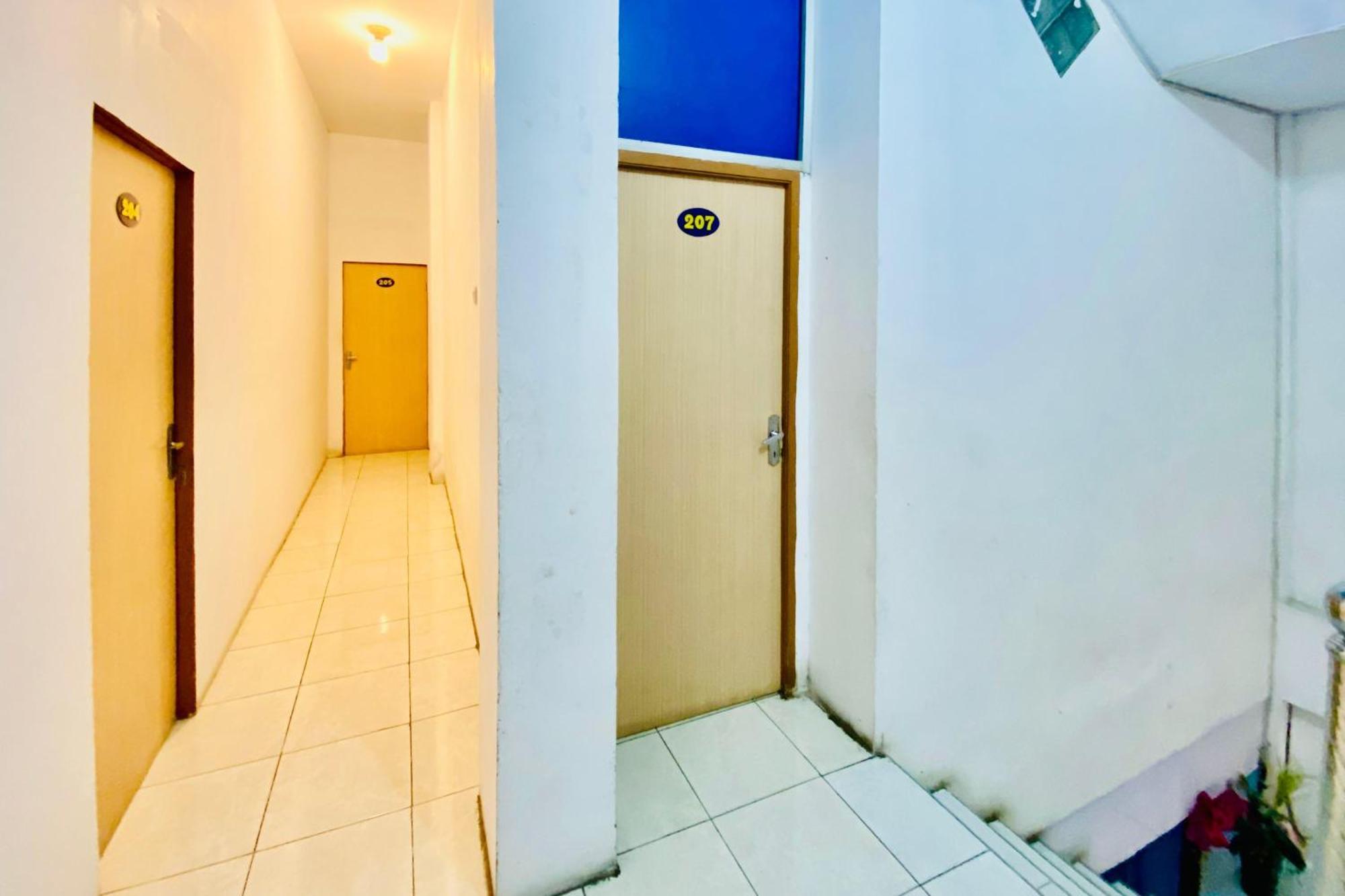 Reddoorz At Star Hill Inn Syariah Tebing Tinggi Rantau Laban Exterior foto
