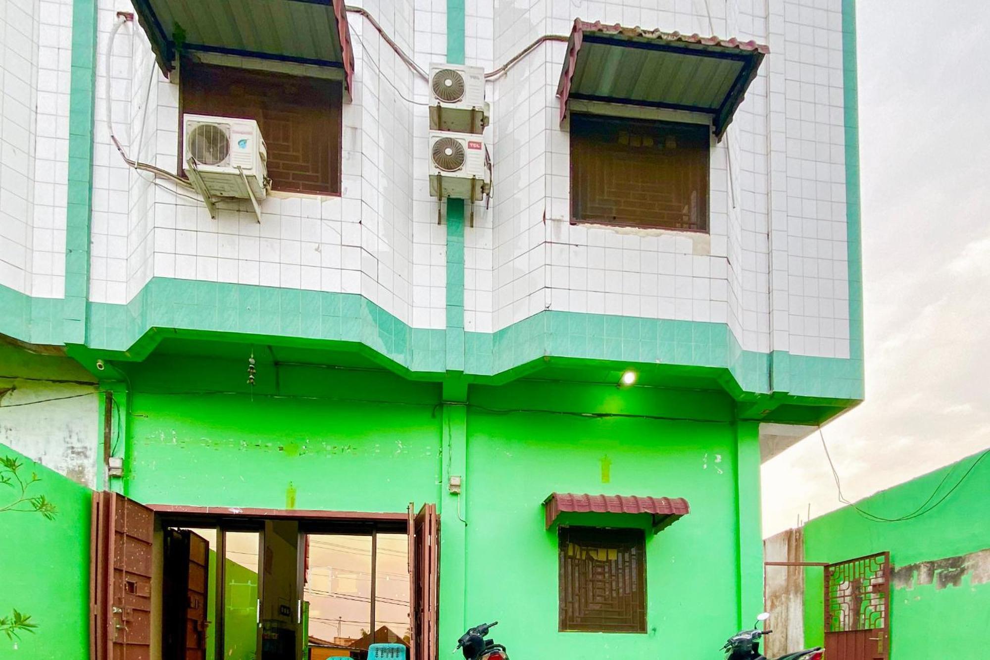 Reddoorz At Star Hill Inn Syariah Tebing Tinggi Rantau Laban Exterior foto
