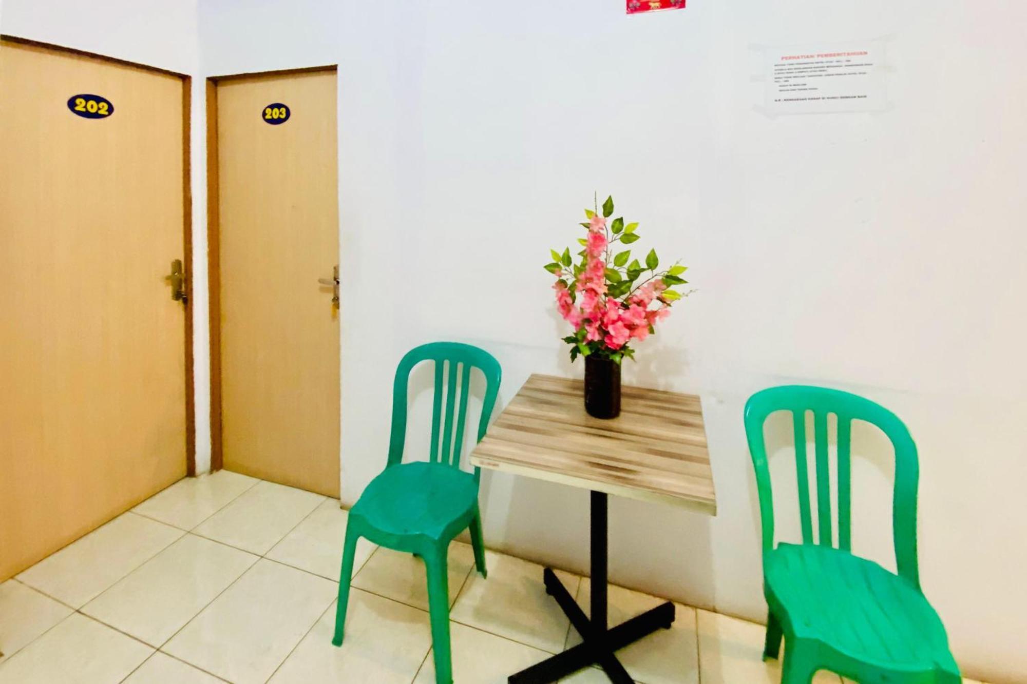 Reddoorz At Star Hill Inn Syariah Tebing Tinggi Rantau Laban Exterior foto
